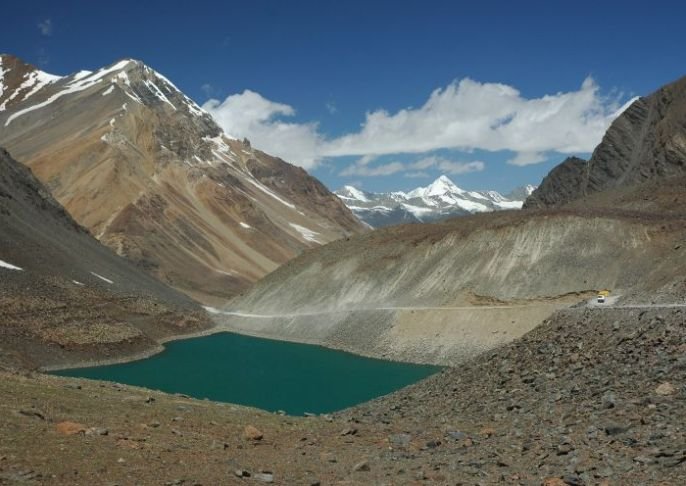 Chandratal Lake – The Crescent Moon of Spiti’s Heart