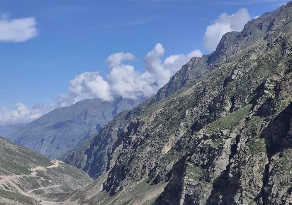 Hampta Pass Trek – Gateway from Kullu to Lahaul